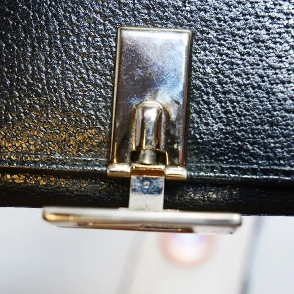 Authentic Vintage Gucci G Clip Bifold Compact Wallet Black Leather Made Italy - Picture 7 of 11